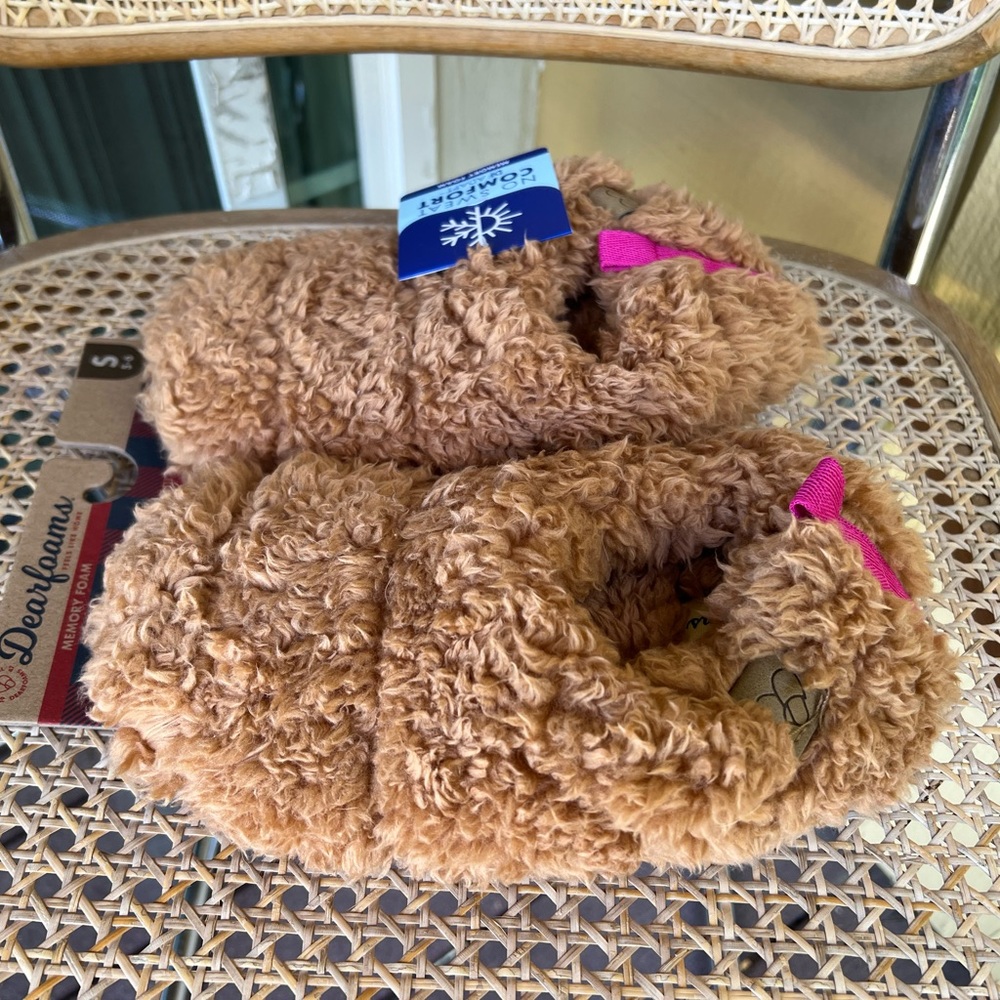 Dearfoams Kenna Teddy Closed Back Slippers size S
